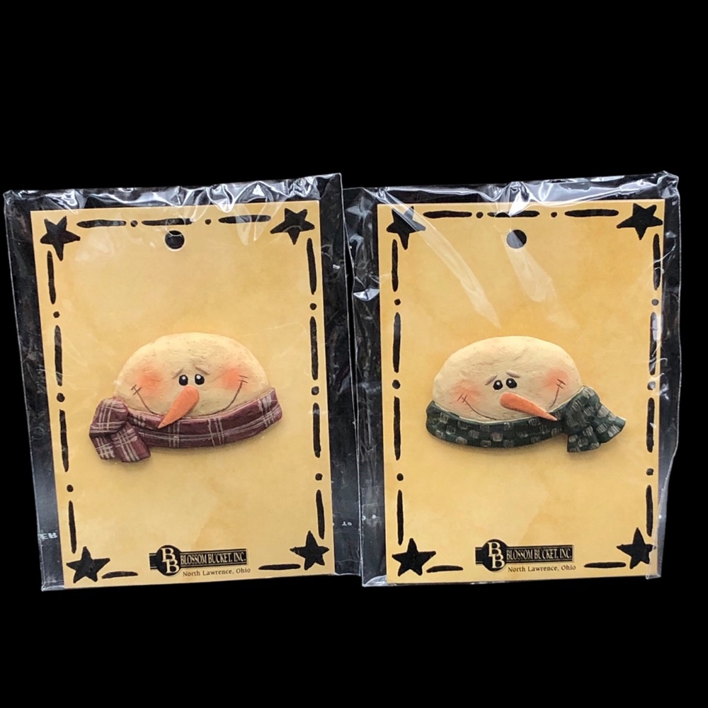 Set of 2 NOS Blossom Bucket Snowman Head Scarf Brooch Primitive Cottagecore